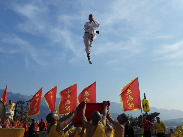 乐发lv预祝第十二届中国郑州国际少林武术节盛大开幕式
